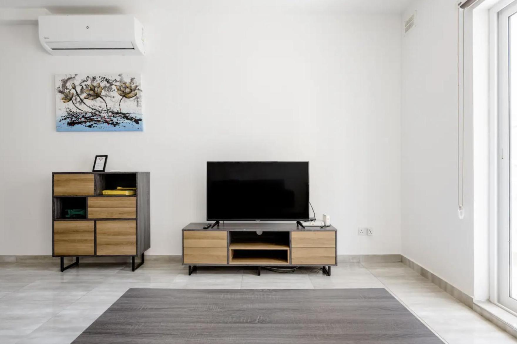 F12 Room 2, Private Room Two Single Beds Privated Bathroom In Shared Flat Msida Exterior foto